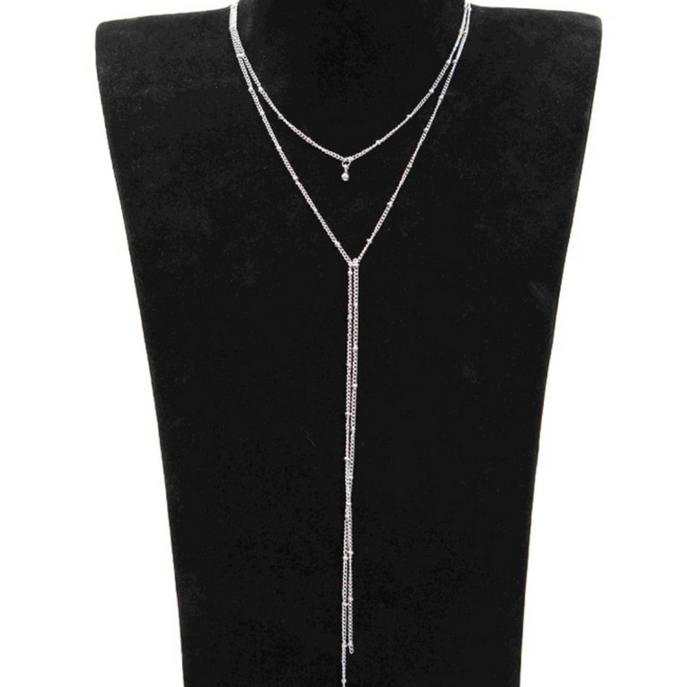 🍒 KNOT Double 📿 Layered Necklace - Picture 3 of 5